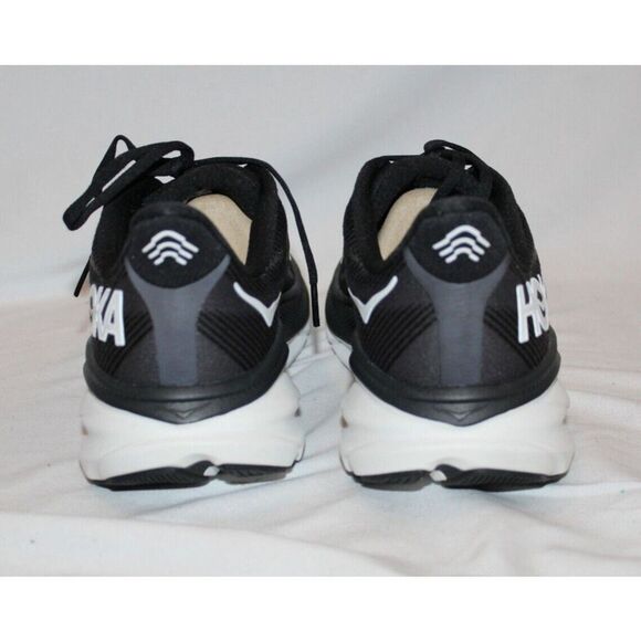 NIB HOKA ONE ONE MEN\'S CLIFTON 9 BWHT‎ BLACK WHITE RUNNING SNEAKERS 8 main image 4